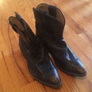 Frye Billy Short Boot